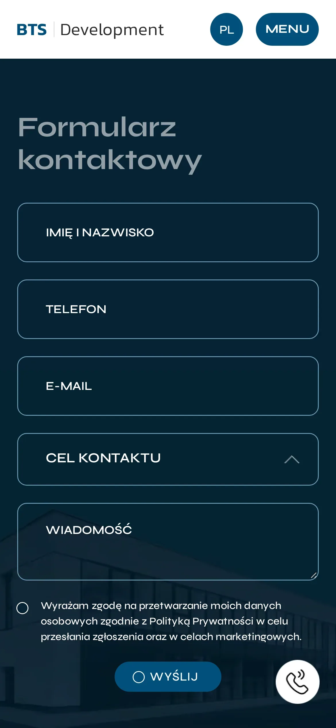 Formularz kontaktowy BTS Development na telefonie: pola imienia i nazwiska, telefonu i e-maila, lista „Cel kontaktu”, wiadomość, zgoda na przetwarzanie danych i przycisk „Wyślij”