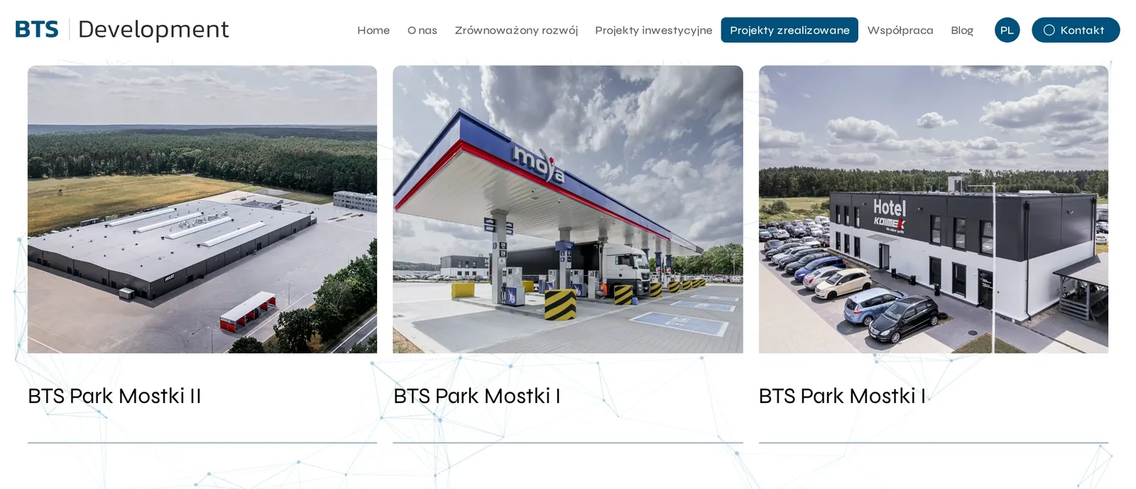 Dział „Projekty zrealizowane”: zdjęcia gotowych obiektów BTS Park Mostki II i Mostki I — hali, stacji paliw i hotelu pracowniczego