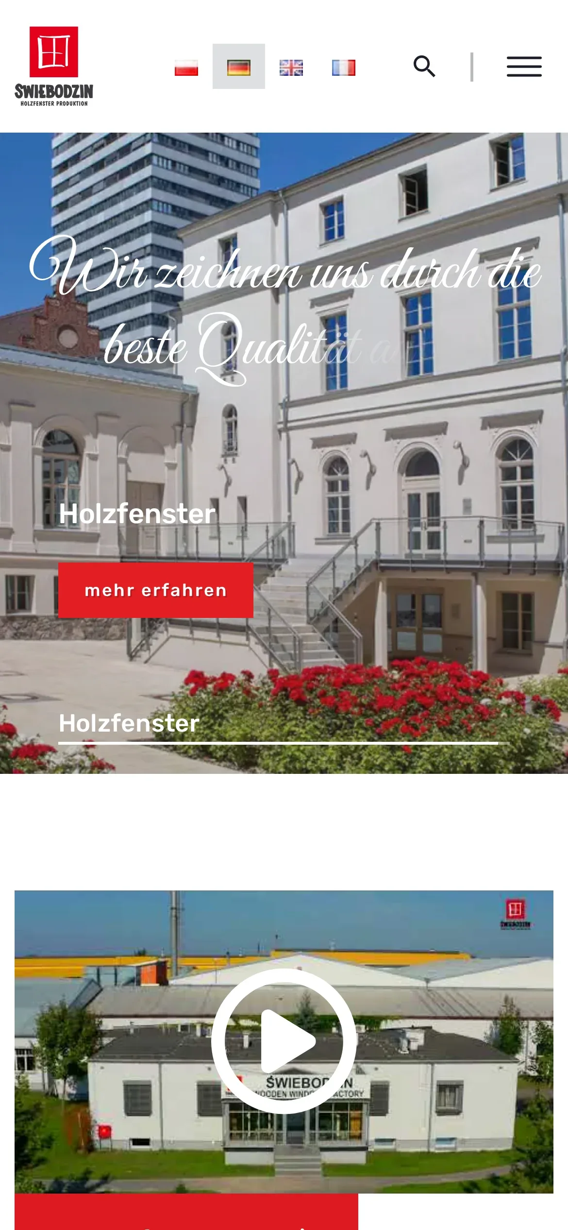 Wersja niemiecka okna-swiebodzin.de na telefonie: slider „Holzfenster” z przyciskiem „mehr erfahren”